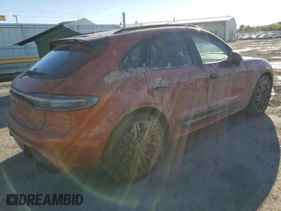 ✅ 2023 Porsche Macan GTS • VIN: WP1AF2A50PLB56300 • Лот: 81425875. Опубликован ранее на Copart с пробегом 20 611 миль. Бесплатный доступ к архиву аукционных продаж из США и подробный отчёт об истории автомобиля на DreamBid. Изображение 3.