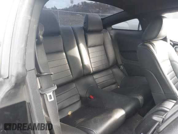 ✅ 2011 Ford Mustang GT Premium • VIN: 1ZVBP8CF9B5144457 • Lot: 43712768. Listed on IAAI with 42,181 mi. Free auction sales archive from the USA and detailed vehicle history report at DreamBid. Image 8.