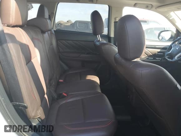 ✅ 2018 Mitsubishi Outlander SEL • VIN: JA4J24A53JZ058952 • Lot: 86305495. Wystawiony na Copart z przebiegiem 107 748 mil. Bezpłatny archiwum sprzedaży aukcyjnych z USA i szczegółowy raport historii pojazdu na DreamBid. Zdjęcie 10.