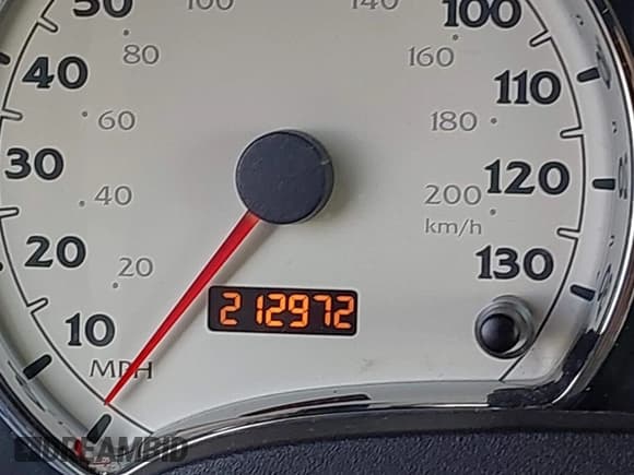 ✅ 2006 Saturn VUE • VIN: 5GZCZ53446S879075 • Lot: 42504308. Wystawiony na IAAI z przebiegiem 212 972 mil. Bezpłatny archiwum sprzedaży aukcyjnych z USA i szczegółowy raport historii pojazdu na DreamBid. Zdjęcie 15.