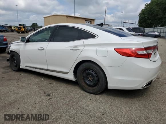 ✅ 2013 Hyundai Azera • VIN: KMHFH4JG8DA330471 • Лот: 70114735. Опубликован ранее на Copart с пробегом 107 874 миль. Бесплатный доступ к архиву аукционных продаж из США и подробный отчёт об истории автомобиля на DreamBid. Изображение 2.