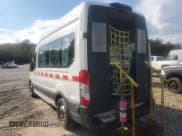 ✅ 2019 Ford Transit Passenger XL • VIN: 1FBAX2XM6KKB84733 • Lot: 84629655. Wystawiony na Copart z przebiegiem 145 446 mil. Bezpłatny archiwum sprzedaży aukcyjnych z USA i szczegółowy raport historii pojazdu na DreamBid. Zdjęcie 2.