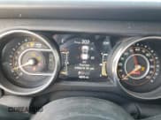 ✅ 2023 Jeep Gladiator High Altitude • VIN: 1C6HJTFG4PL562991 • Лот: 51530185. Опубликован ранее на Copart с пробегом 4 878 миль. Бесплатный доступ к архиву аукционных продаж из США и подробный отчёт об истории автомобиля на DreamBid. Изображение 9.