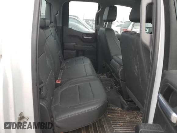 ✅ 2019 Chevrolet Silverado 1500 Work Truck • VIN: 1GCRYAEF3KZ397527 • Lot: 74936094. Wystawiony na Copart z przebiegiem 112 249 mil. Bezpłatny archiwum sprzedaży aukcyjnych z USA i szczegółowy raport historii pojazdu na DreamBid. Zdjęcie 10.