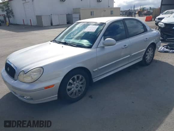2003 Hyundai Sonata GLS с VIN KMHWF35H93A897855, выставлен на аукционе IAAI как лот 41527610 с пробегом 122 010 миль миль и . История ставок и продаж доступна на DreamBid. Изображение 2.