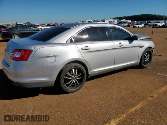 ✅ 2011 Ford Taurus SE • VIN: 1FAHP2DW1BG181179 • Lot: 91265985. Listed on Copart with Not provided. Free auction sales archive from the USA and detailed vehicle history report at DreamBid. Image 3.