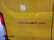 ✅ 2019 Ford Transit • VIN: 1FTYR3XM7KKA78317 • Lot: 43930322. Wystawiony na IAAI z przebiegiem 140 908 mil. Bezpłatny archiwum sprzedaży aukcyjnych z USA i szczegółowy raport historii pojazdu na DreamBid. Zdjęcie 23.