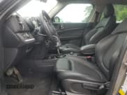 ✅ 2019 MINI Countryman Cooper S • VIN: WMZYT5C5XK3G91752 • Lot: 68181925. Wystawiony na Copart z przebiegiem 91 240 mil. Bezpłatny archiwum sprzedaży aukcyjnych z USA i szczegółowy raport historii pojazdu na DreamBid. Zdjęcie 7.