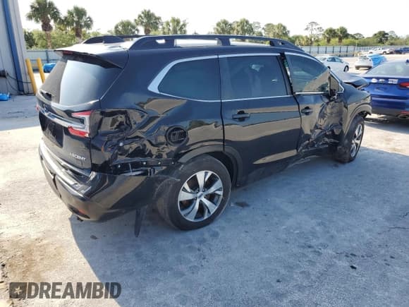 ✅ 2023 Subaru Ascent Premium • VIN: 4S4WMAED7P3438311 • Лот: 49049485. Опубликован ранее на Copart с пробегом 23 685 миль. Бесплатный доступ к архиву аукционных продаж из США и подробный отчёт об истории автомобиля на DreamBid. Изображение 3.