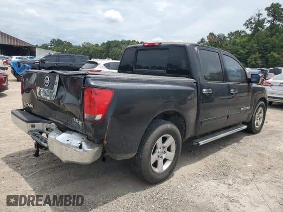 ✅ 2006 Nissan Titan XE • VIN: 1N6BA07A86N528639 • Lot: 62534785. Listed on Copart with 198,037 mi. Free auction sales archive from the USA and detailed vehicle history report at DreamBid. Image 3.