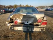 ✅ 2001 Mercedes-Benz E 320 • VIN: WDBJF70J91B327957 • Лот: 53450375. Опубликован ранее на Copart с пробегом 260 389 миль. Бесплатный доступ к архиву аукционных продаж из США и подробный отчёт об истории автомобиля на DreamBid. Изображение 6.