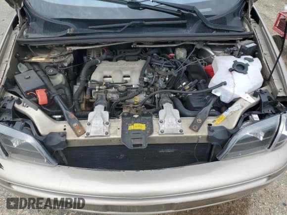 ✅ 2000 Oldsmobile Silhouette GL • VIN: 1GHDX03E7YD234963 • Lot: 60281705. Wystawiony na Copart z przebiegiem 129 200 mil. Bezpłatny archiwum sprzedaży aukcyjnych z USA i szczegółowy raport historii pojazdu na DreamBid. Zdjęcie 11.