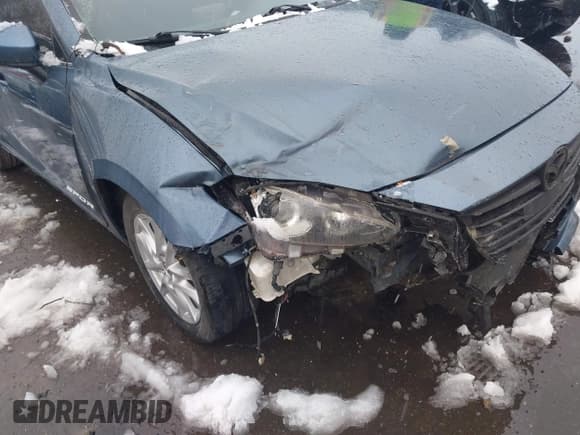 ✅ 2016 Mazda 3 i Grand Touring • VIN: 3MZBM1X7XGM242465 • Лот: 41630050. Опубликован ранее на IAAI с пробегом 127 589 миль. Бесплатный доступ к архиву аукционных продаж из США и подробный отчёт об истории автомобиля на DreamBid. Изображение 6.