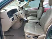 ✅ 2003 Ford Windstar SEL • VIN: 2FMDA53463BA29172 • Lot: 56416405. Listed on Copart with 124,800 mi. Free auction sales archive from the USA and detailed vehicle history report at DreamBid. Image 7.