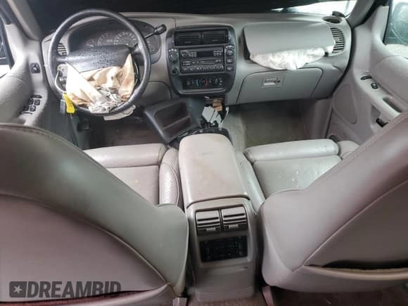 ✅ 1995 Ford Explorer Eddie Bauer • VIN: 1FMDU34X1SUB94480 • Lot: 57832735. Listed on Copart with 106,361 mi. Free auction sales archive from the USA and detailed vehicle history report at DreamBid. Image 8.