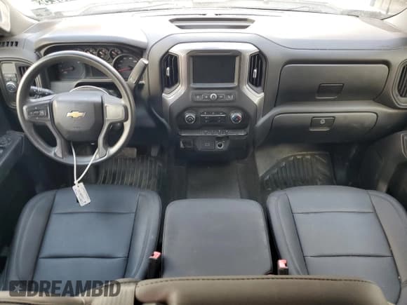 ✅ 2019 Chevrolet Silverado 1500 Work Truck • VIN: 1GCRWAEH8KZ298547 • Lot: 93404925. Wystawiony na Copart z przebiegiem 105 500 mil. Bezpłatny archiwum sprzedaży aukcyjnych z USA i szczegółowy raport historii pojazdu na DreamBid. Zdjęcie 8.