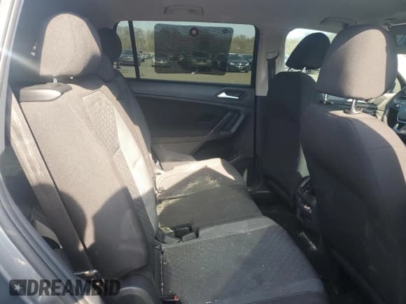 ✅ 2020 Volkswagen Tiguan S • VIN: 3VV1B7AX7LM055521 • Lot: 54419535. Listed on Copart with 69,584 mi. Free auction sales archive from the USA and detailed vehicle history report at DreamBid. Image 11.