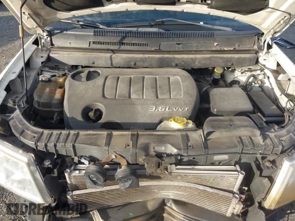 ✅ 2012 Dodge Journey SXT • VIN: 3C4PDCBG7CT207958 • Lot: 43564735. Listed on IAAI with 155,526 mi. Free auction sales archive from the USA and detailed vehicle history report at DreamBid. Image 10.