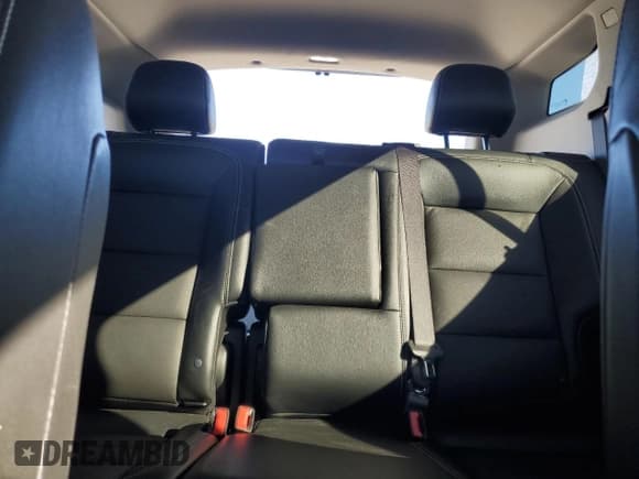 ✅ 2023 GMC Terrain SLT • VIN: 3GKALPEG2PL197832 • Lot: 86687655. Wystawiony na Copart z przebiegiem 47 864 mil. Bezpłatny archiwum sprzedaży aukcyjnych z USA i szczegółowy raport historii pojazdu na DreamBid. Zdjęcie 10.