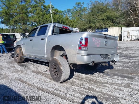 ✅ 2015 Ram 1500 Express • VIN: 1C6RR7KT8FS758136 • Lot: 43893918. Listed on IAAI with Not provided. Free auction sales archive from the USA and detailed vehicle history report at DreamBid. Image 3.