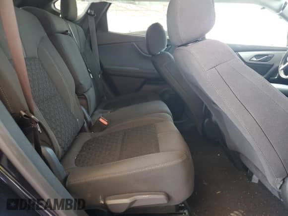 2020 Chevrolet Blazer LT z VIN 3GNKBCRS3LS562357, wystawiony jako Copart lot #61541824 z przebiegiem 76 736 mil mil oraz Szkoda całkowita • Salvage title. Historia ofert i sprzedaży dostępna na DreamBid. Obrazek 12.