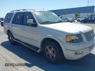 ✅ 2005 Ford Expedition Limited • VIN: 1FMFU20525LA07958 • Lot: 43083970. Wystawiony na IAAI z przebiegiem Nie podano. Bezpłatny archiwum sprzedaży aukcyjnych z USA i szczegółowy raport historii pojazdu na DreamBid. Zdjęcie 1.