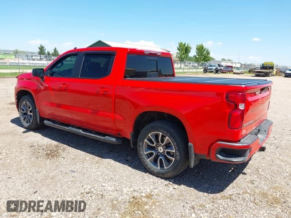 ✅ 2020 Chevrolet Silverado 1500 RST • VIN: 3GCUYEED1LG126855 • Lot: 42819335. Wystawiony na IAAI z przebiegiem 82 684 mil. Bezpłatny archiwum sprzedaży aukcyjnych z USA i szczegółowy raport historii pojazdu na DreamBid. Zdjęcie 3.