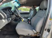 ✅ 2014 Toyota Tacoma • VIN: 5TFUU4EN4EX084341 • Lot: 61036695. Wystawiony na Copart z przebiegiem 192 302 mil. Bezpłatny archiwum sprzedaży aukcyjnych z USA i szczegółowy raport historii pojazdu na DreamBid. Zdjęcie 7.