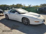 ✅ 1996 Pontiac Firebird Formula • VIN: 2G2FV22P7T2224391 • Lot: 49730685. Listed on Copart with 176,552 mi. Free auction sales archive from the USA and detailed vehicle history report at DreamBid. Image 4.
