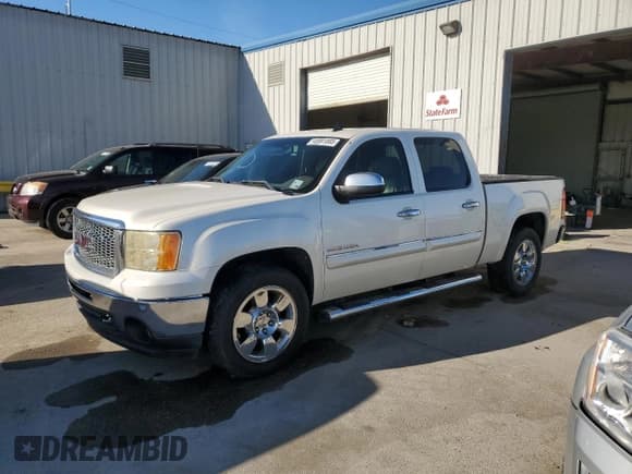 ✅ 2010 GMC Sierra 1500 SLT • VIN: 3GTRCWE08AG287062 • Lot: 45991885. Wystawiony na Copart z przebiegiem 310 055 mil. Bezpłatny archiwum sprzedaży aukcyjnych z USA i szczegółowy raport historii pojazdu na DreamBid. Zdjęcie 1.