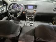 ✅ 2014 Nissan Pathfinder SL • VIN: 5N1AR2MN5EC678420 • Lot: 84638025. Wystawiony na Copart z przebiegiem 130 757 mil. Bezpłatny archiwum sprzedaży aukcyjnych z USA i szczegółowy raport historii pojazdu na DreamBid. Zdjęcie 8.