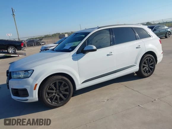 ✅ 2019 Audi Q7 Premium Plus • VIN: WA1LAAF75KD040794 • Lot: 43454080. Wystawiony na IAAI z przebiegiem 76 595 mil. Bezpłatny archiwum sprzedaży aukcyjnych z USA i szczegółowy raport historii pojazdu na DreamBid. Zdjęcie 2.