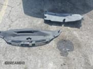 ✅ 2014 Lexus IS 350 • VIN: JTHCE1D2XE5002069 • Lot: 42360272. Listed on IAAI with 91,558 mi. Free auction sales archive from the USA and detailed vehicle history report at DreamBid. Image 12.