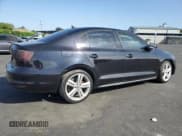 ✅ 2015 Volkswagen Jetta GLI SEL • VIN: 3VW5T7AJ6FM315899 • Lot: 56075465. Wystawiony na Copart z przebiegiem 88 231 mil. Bezpłatny archiwum sprzedaży aukcyjnych z USA i szczegółowy raport historii pojazdu na DreamBid. Zdjęcie 3.
