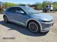 2022 Hyundai Ioniq 5 Limited z VIN KM8KRDAF7NU100875, wystawiony jako Copart lot #52522064 z przebiegiem 41 978 mil mil oraz . Historia ofert i sprzedaży dostępna na DreamBid. Obrazek 4.