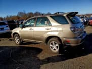 ✅ 2001 Lexus RX 300 • VIN: JTJHF10U810213464 • Лот: 91973005. Опубликован ранее на Copart с пробегом Не указан. Бесплатный доступ к архиву аукционных продаж из США и подробный отчёт об истории автомобиля на DreamBid. Изображение 2.