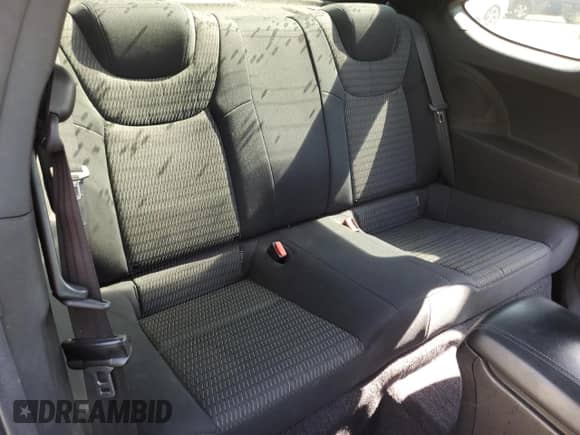 2014 Hyundai Genesis Coupe R-Spec z VIN KMHHT6KD2EU115613, wystawiony jako Copart lot #57838835 z przebiegiem 112 257 mil mil oraz Czysty tytuł • Clean title. Historia ofert i sprzedaży dostępna na DreamBid. Obrazek 10.