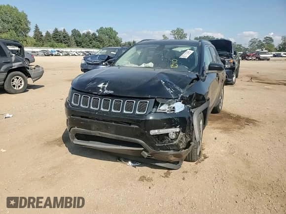 2018 Jeep Compass Limited z VIN 3C4NJDCB6JT365553, wystawiony jako Copart lot #69211095 z przebiegiem 67 121 mil mil oraz Szkoda całkowita • Salvage title. Historia ofert i sprzedaży dostępna na DreamBid. Obrazek 13.