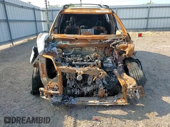 ✅ 2023 Toyota RAV4 XLE Premium • VIN: 2T3C1RFV4PC224798 • Лот: 71798545. Опубликован ранее на Copart с пробегом Не указан. Бесплатный доступ к архиву аукционных продаж из США и подробный отчёт об истории автомобиля на DreamBid. Изображение 12.