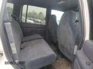 ✅ 1998 Ford Explorer XL • VIN: 1FMZU34X5WZB88907 • Лот: 60111215. Опубликован ранее на Copart с пробегом 128 492 миль. Бесплатный доступ к архиву аукционных продаж из США и подробный отчёт об истории автомобиля на DreamBid. Изображение 11.