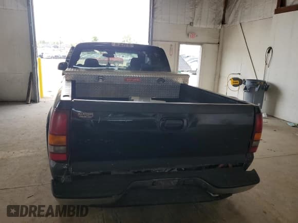 ✅ 1999 GMC Sierra 1500 SLE • VIN: 2GTEK19TXX1527710 • Лот: 67194705. Опубликован ранее на Copart с пробегом Не указан. Бесплатный доступ к архиву аукционных продаж из США и подробный отчёт об истории автомобиля на DreamBid. Изображение 6.