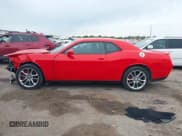 ✅ 2022 Dodge Challenger GT • VIN: 2C3CDZKG5NH223738 • Lot: 42439638. Listed on IAAI with 49,885 mi. Free auction sales archive from the USA and detailed vehicle history report at DreamBid. Image 14.