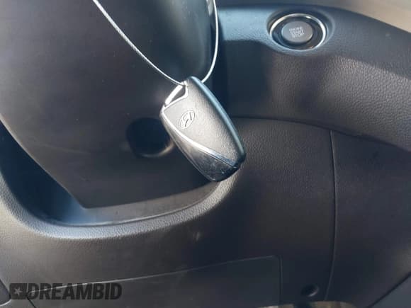 ✅ 2013 Hyundai Santa Fe Sport • VIN: 5XYZU3LB7DG123286 • Лот: 39106839. Опубликован ранее на IAAI с пробегом 159 344 миль. Бесплатный доступ к архиву аукционных продаж из США и подробный отчёт об истории автомобиля на DreamBid. Изображение 11.