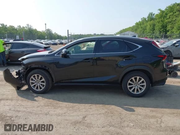 ✅ 2020 Lexus NX 300 • VIN: JTJDARDZ8L2225221 • Lot: 42446066. Wystawiony na IAAI z przebiegiem 44 293 mil. Bezpłatny archiwum sprzedaży aukcyjnych z USA i szczegółowy raport historii pojazdu na DreamBid. Zdjęcie 15.