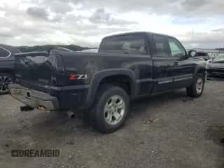 ✅ 2005 Chevrolet Silverado 1500 Z71 • VIN: 2GCEK19B351380358 • Lot: 71882694. Wystawiony na Copart z przebiegiem 161 376 mil mil. Skorzystaj z bezpłatnego archiwum sprzedaży aukcyjnych z USA i zobacz szczegółowy raport historii pojazdu na DreamBid. Zdjęcie 3.