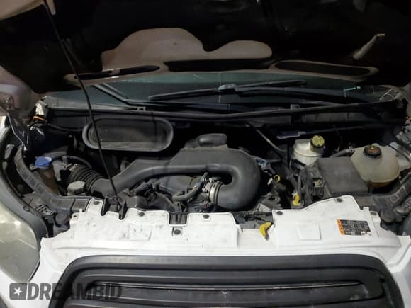 ✅ 2015 Ford Transit Cargo • VIN: 1FTYR2ZM3FKA21089 • Лот: 83643964. Опубликован ранее на Copart с пробегом 228 323 миль. Бесплатный доступ к архиву аукционных продаж из США и подробный отчёт об истории автомобиля на DreamBid. Изображение 12.