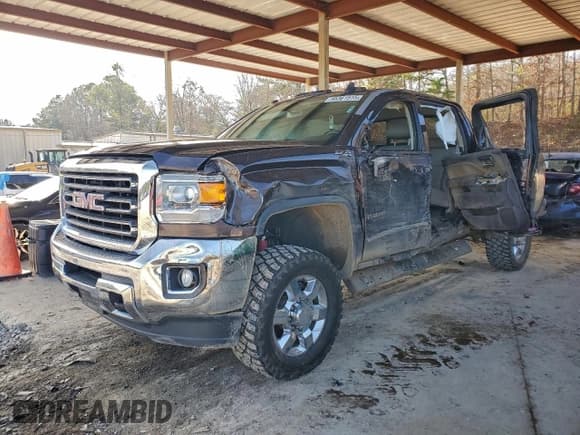 ✅ 2016 GMC Sierra 2500HD SLT • VIN: 1GT12TEG9GF135457 • Lot: 95361515. Listed on Copart with 74,762 mi. Free auction sales archive from the USA and detailed vehicle history report at DreamBid. Image 1.