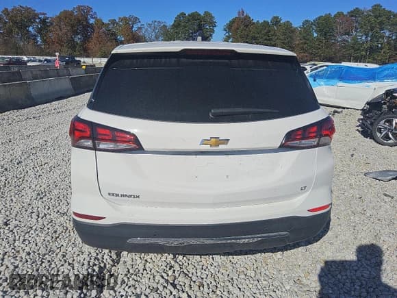 ✅ 2024 Chevrolet Equinox LT • VIN: 3GNAXJEG7RL167362 • Lot: 90061765. Wystawiony na Copart z przebiegiem Nie podano. Bezpłatny archiwum sprzedaży aukcyjnych z USA i szczegółowy raport historii pojazdu na DreamBid. Zdjęcie 6.