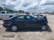 ✅ 2002 Mercedes-Benz C 230/260/280/320 • VIN: WDBRF61J52F281582 • Lot: 42498015. Wystawiony na IAAI z przebiegiem Nie podano. Bezpłatny archiwum sprzedaży aukcyjnych z USA i szczegółowy raport historii pojazdu na DreamBid. Zdjęcie 14.