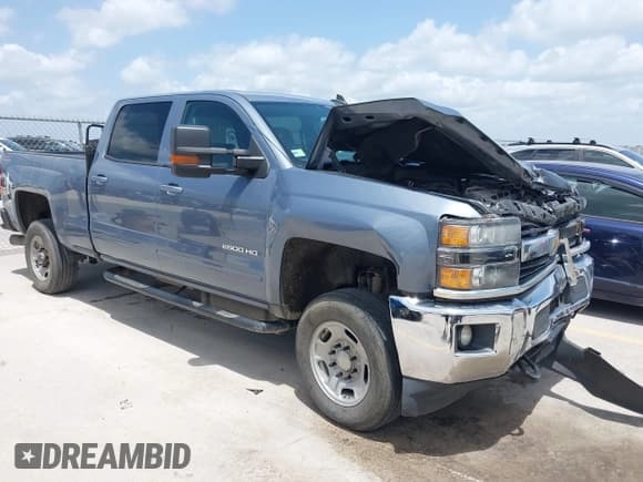 ✅ 2016 Chevrolet Silverado 2500HD LT • VIN: 1GC1KVE85GF165933 • Лот: 42554237. Опубликован ранее на IAAI с пробегом 244 064 миль. Бесплатный доступ к архиву аукционных продаж из США и подробный отчёт об истории автомобиля на DreamBid. Изображение 1.
